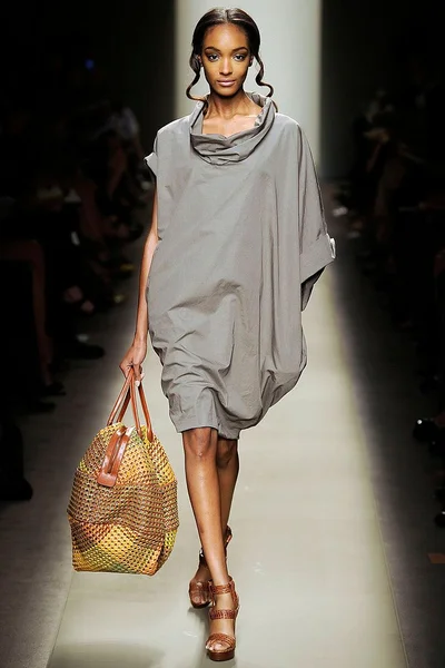 Look 8